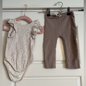 $25 ADD Jamie‎ Kay Set 6-12m 12m floral matching onesie ruffle bodysuit leggings